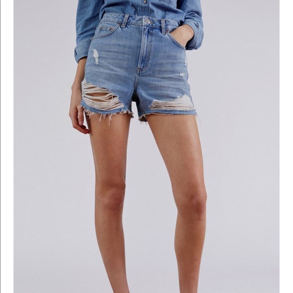 Topshop Mom Authentic High Waisted shorts